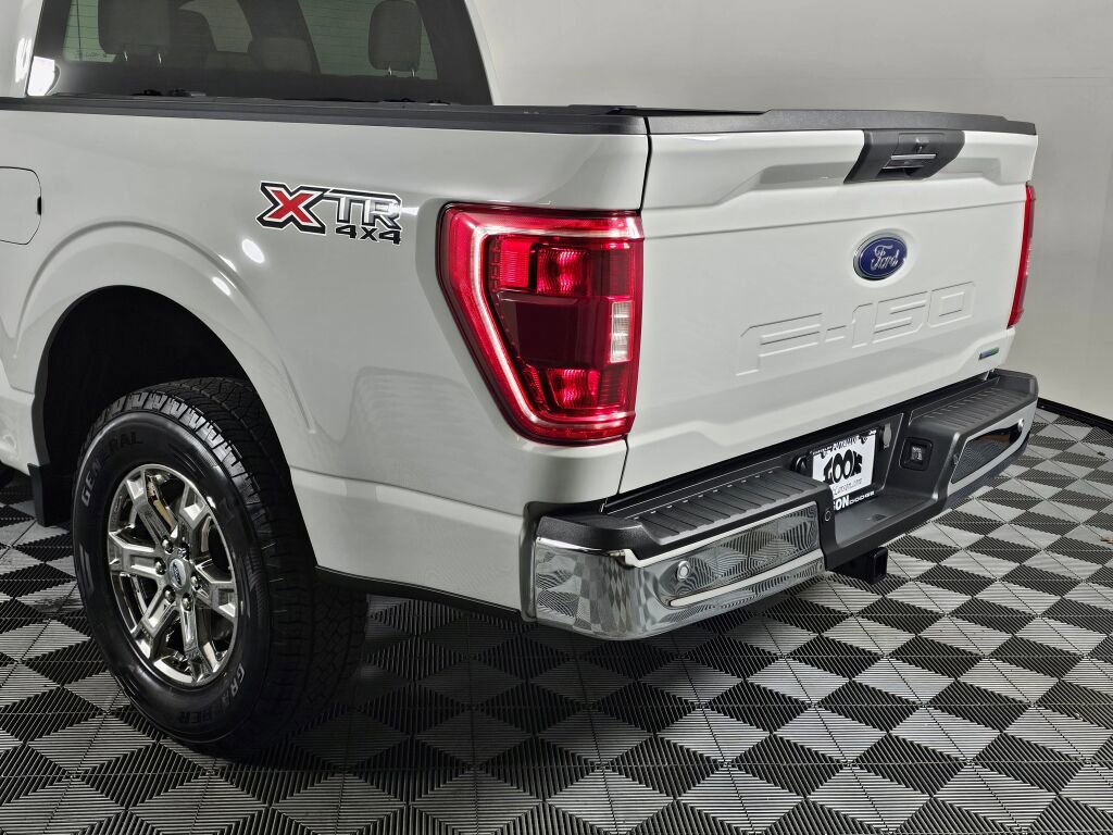 Used 2023 Ford F150 XLT w/ XTR Package image 13