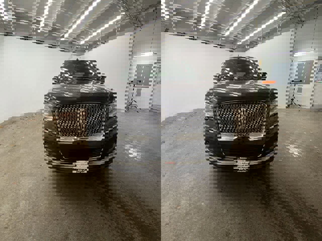 Used 2023 Lincoln Navigator L Reserve image 9