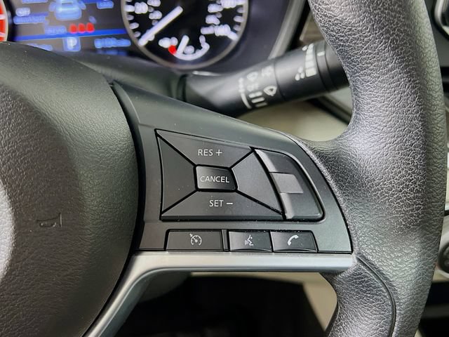 Used 2025 Nissan Altima 2.5 SV FWD image 30