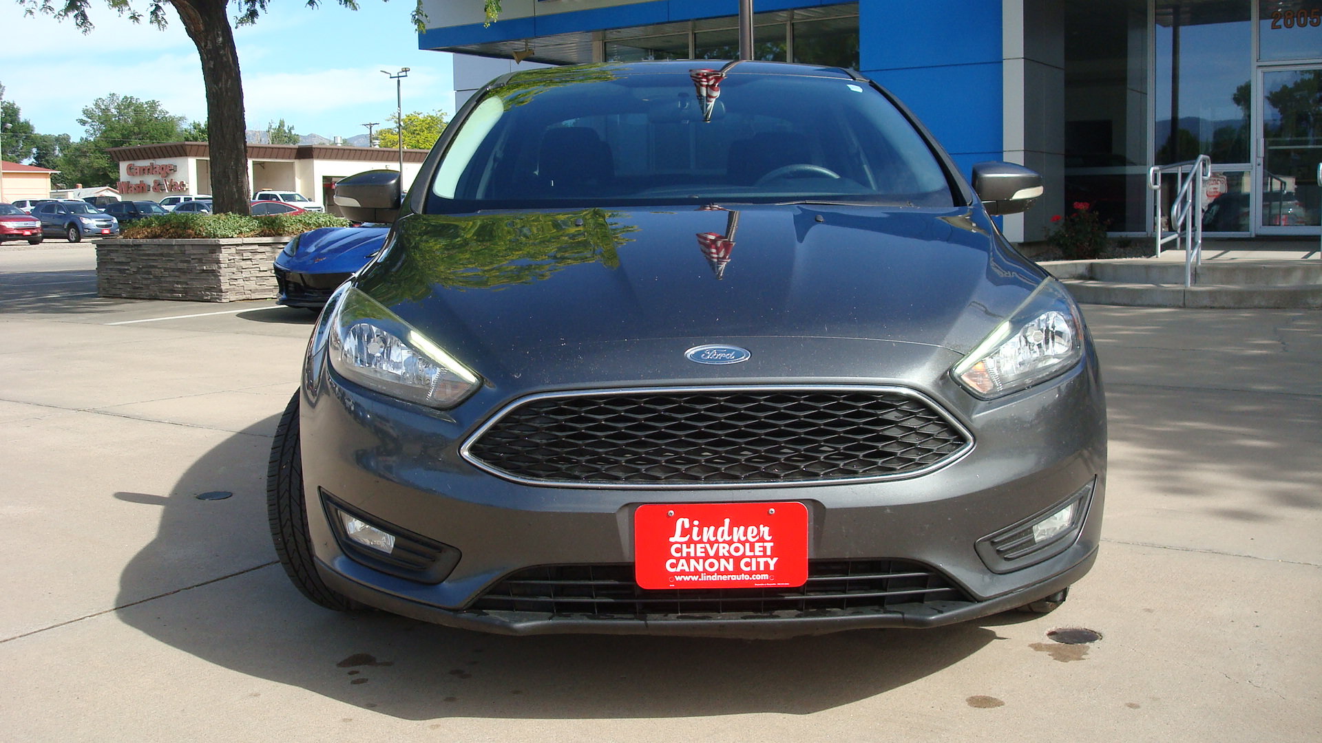 Used 2018 Ford Focus SEL FWD image 2