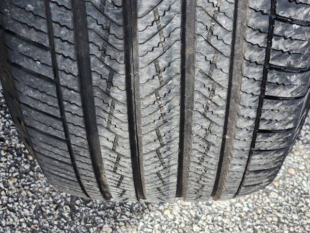 Used 2024 Chevrolet Silverado 1500 LT image 11