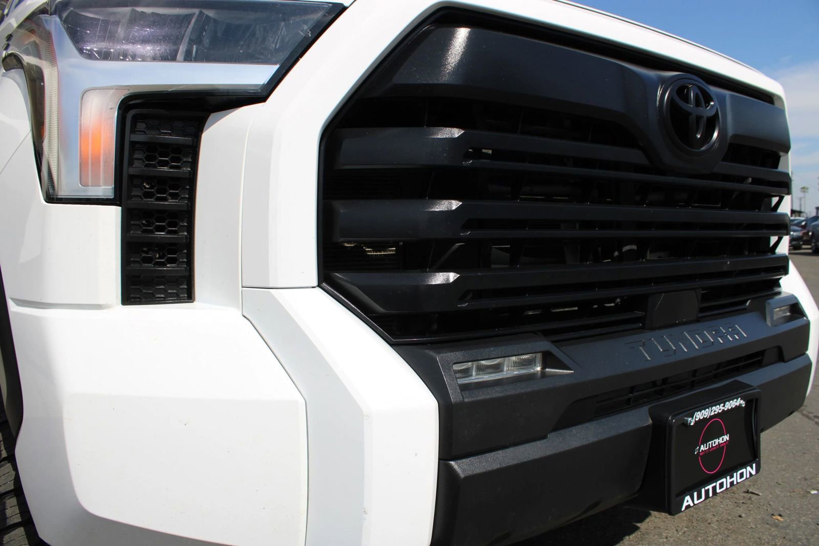 Used 2023 Toyota Tundra SR5 AWD/4WD image 11