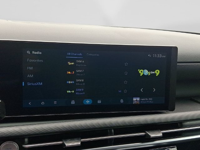 Used 2025 Hyundai Santa Cruz SEL FWD image 16