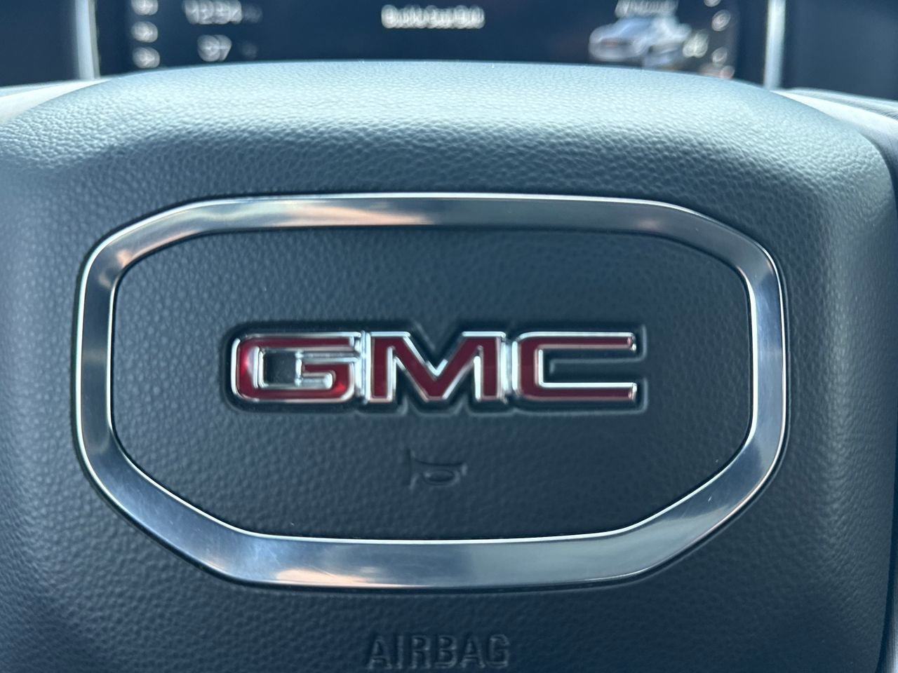 Used 2022 GMC Sierra 1500 AT4 w/ Technology Package image 32