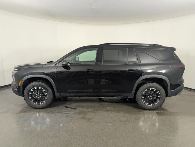 Used 2025 Chevrolet Traverse Z71 image 5