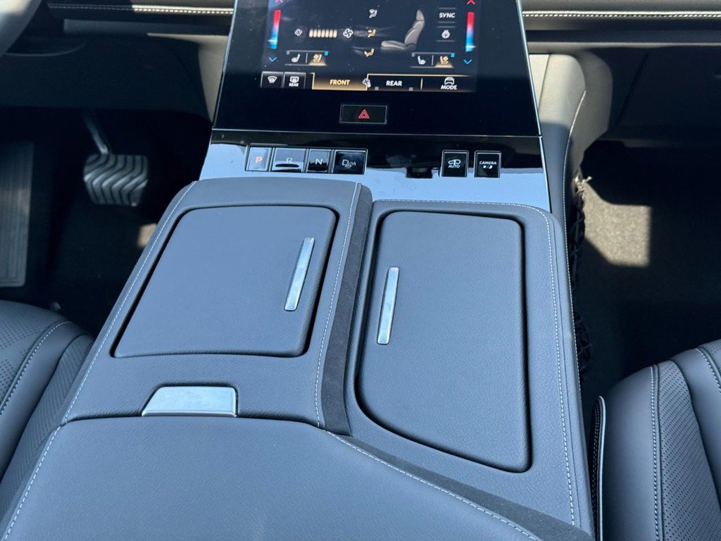 New 2026 INFINITI QX80 Luxe w/ Cargo Package image 10