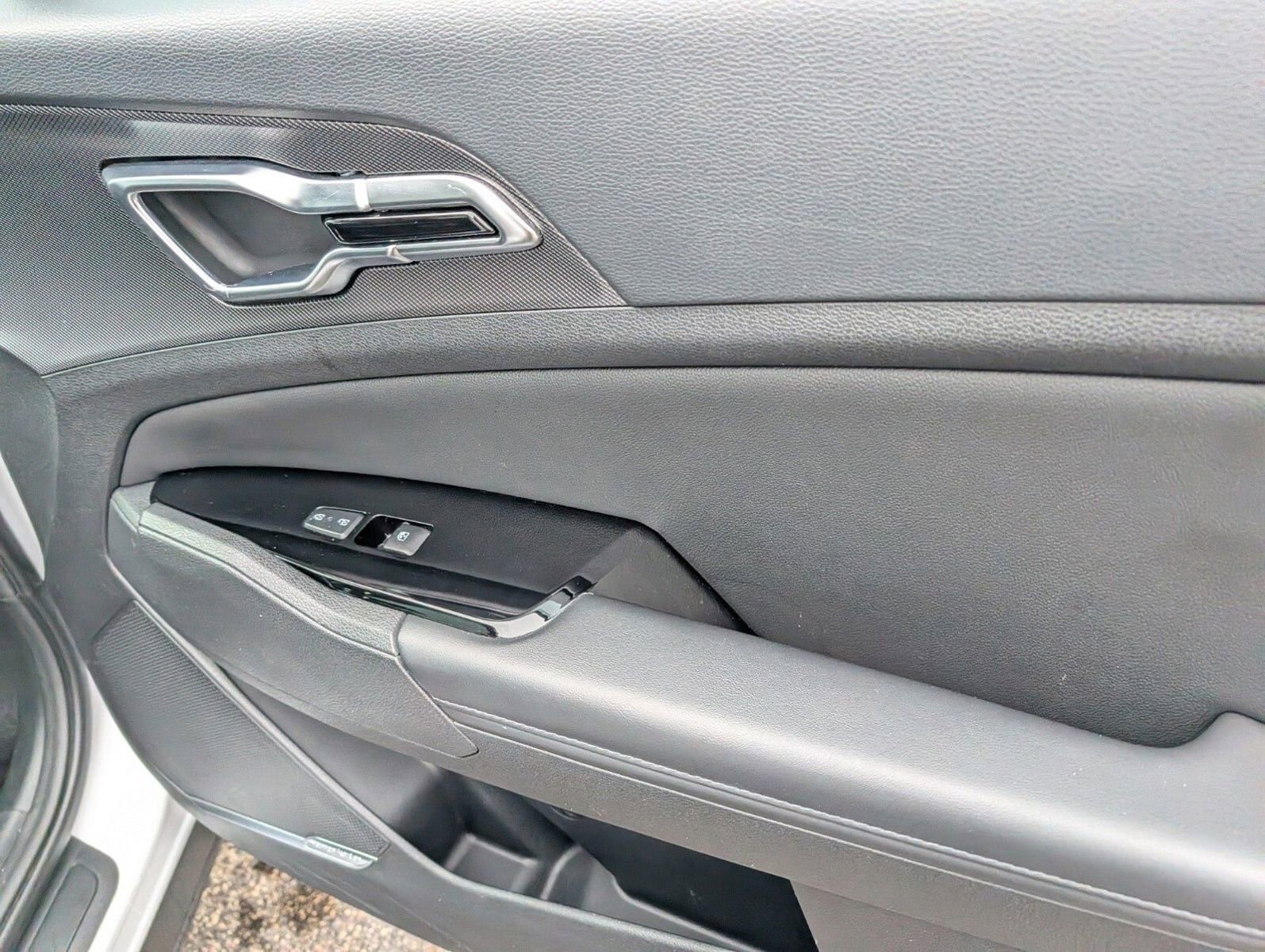 Used 2024 Kia Sportage SX image 28