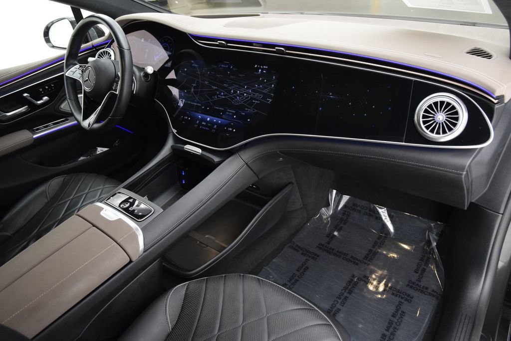 Used 2023 Mercedes-Benz EQS 580 4MATIC Sedan image 15