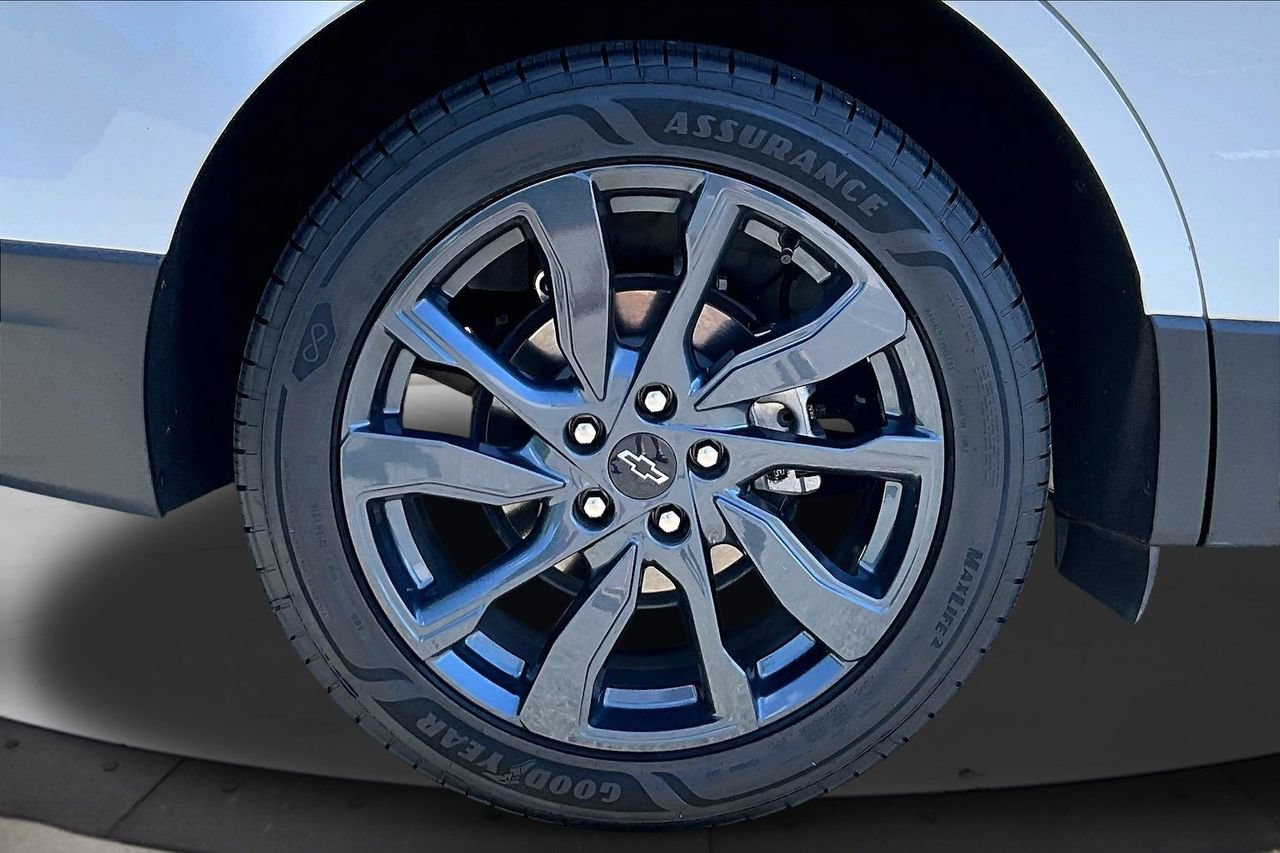 Used 2024 Chevrolet Equinox RS FWD image 33