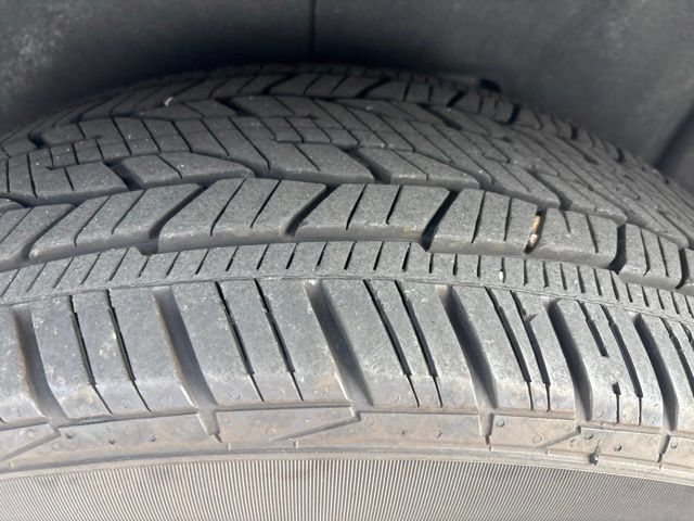 Used 2024 Chevrolet Traverse RS w/ LPO, Floor Liner Package FWD image 12