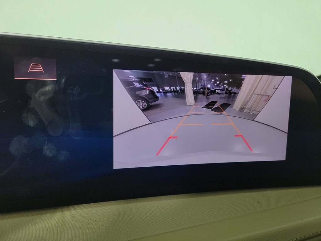 Certified 2024 Cadillac XT4 Luxury w/ Cold Weather Package FWD image 28