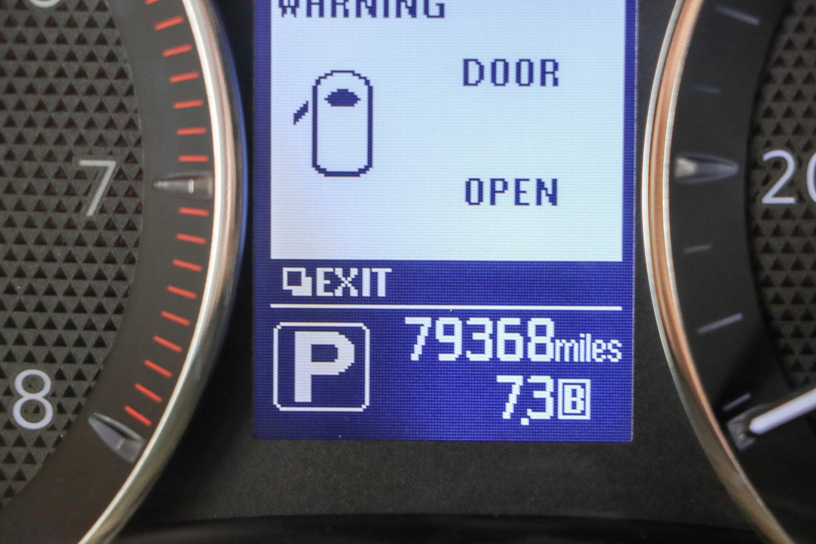 Used 2020 Nissan Armada SL w/ Premium Package image 17