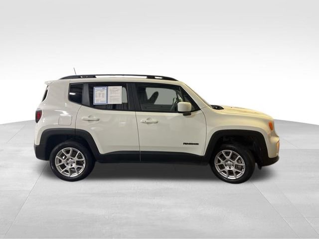 Used 2019 Jeep Renegade Latitude w/ Cold Weather Group image 8