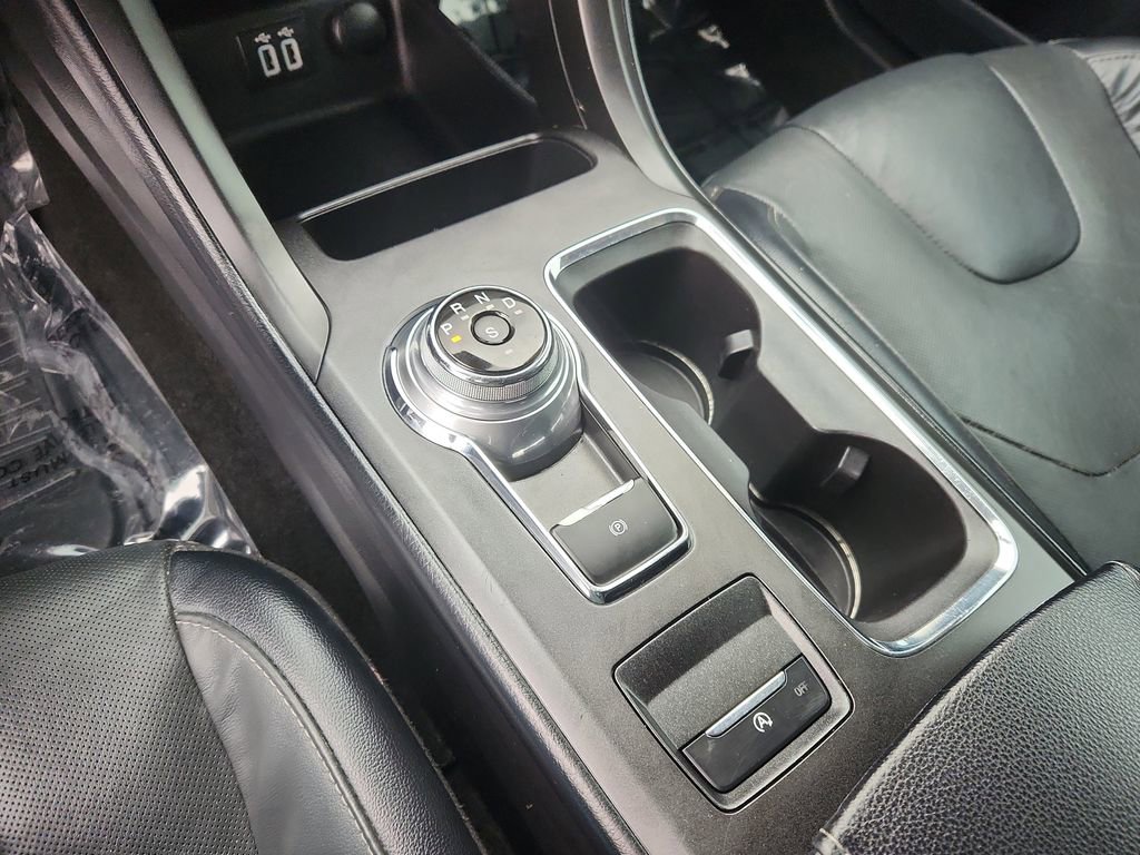 Used 2019 Ford Fusion Titanium image 22