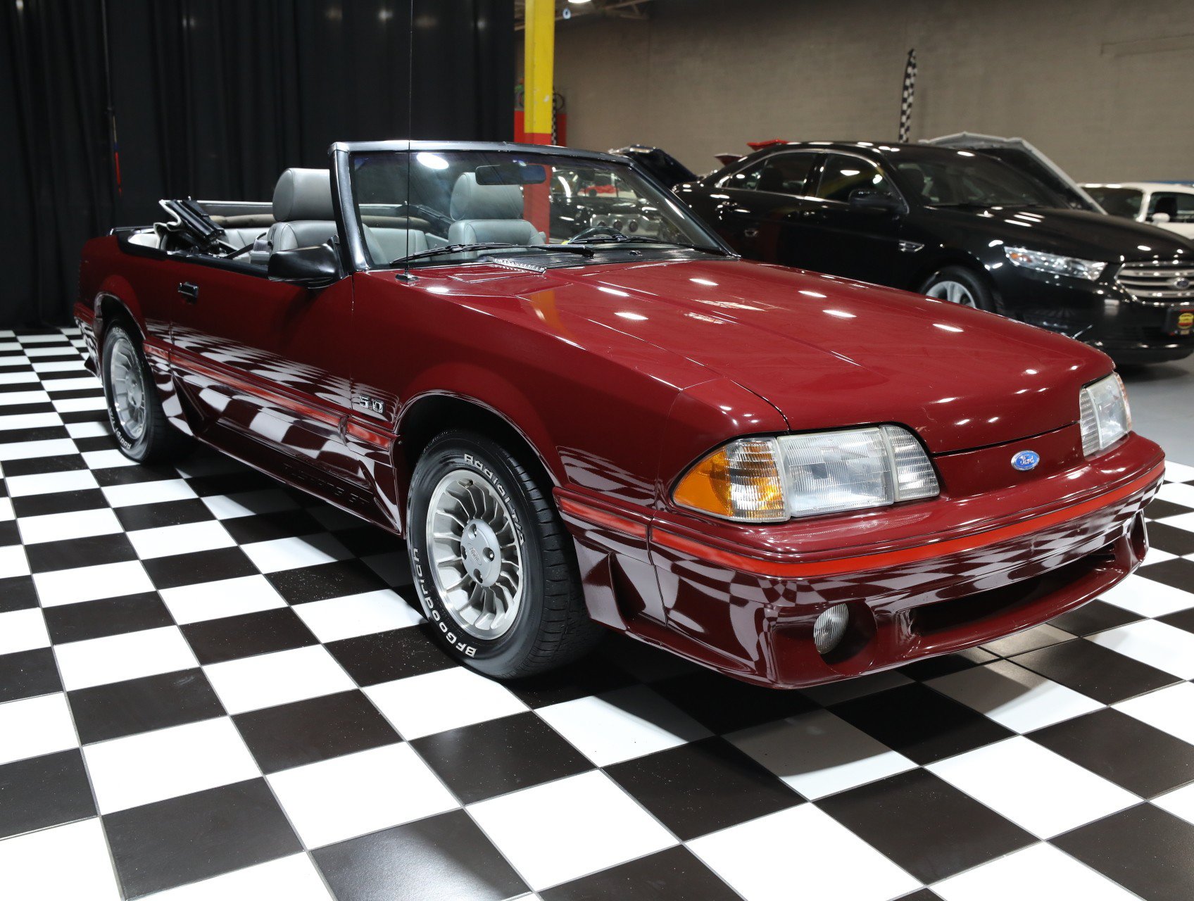 Used 1987 Ford Mustang GT RWD image 20