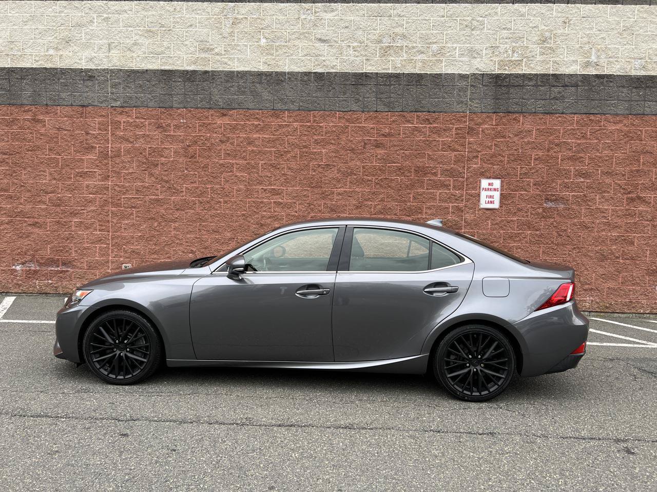 Used 2016 Lexus IS 300 AWD w/ Navigation System Package image 3