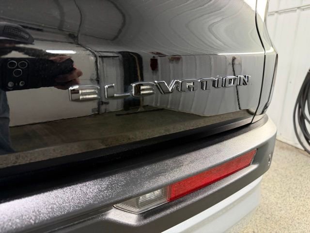 Used 2024 GMC Acadia Elevation w/ LPO, Floor Liner Package AWD/4WD image 32