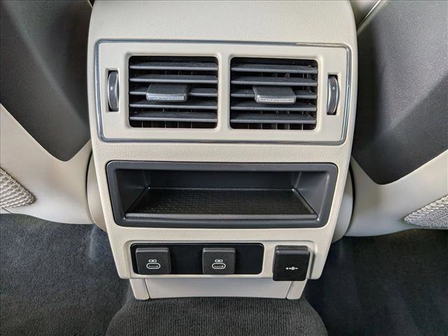 Certified 2025 Jaguar F-PACE R-Dynamic S image 18