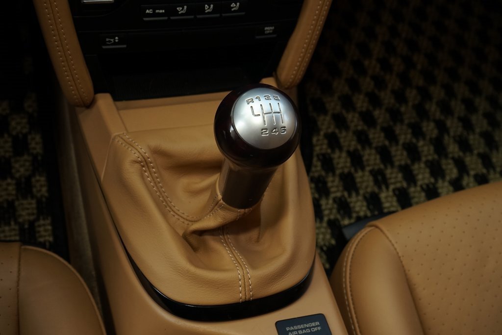 Used 2010 Porsche Cayman S image 17