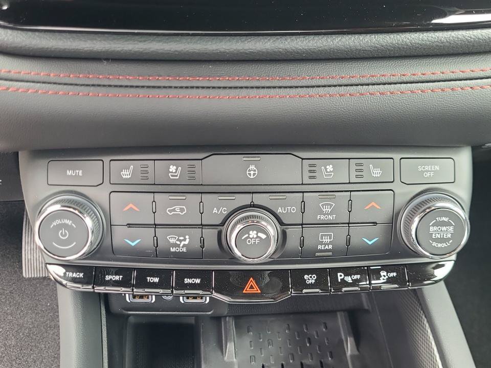 New 2026 Dodge Durango GT w/ Tow 'N Go Package AWD/4WD image 18