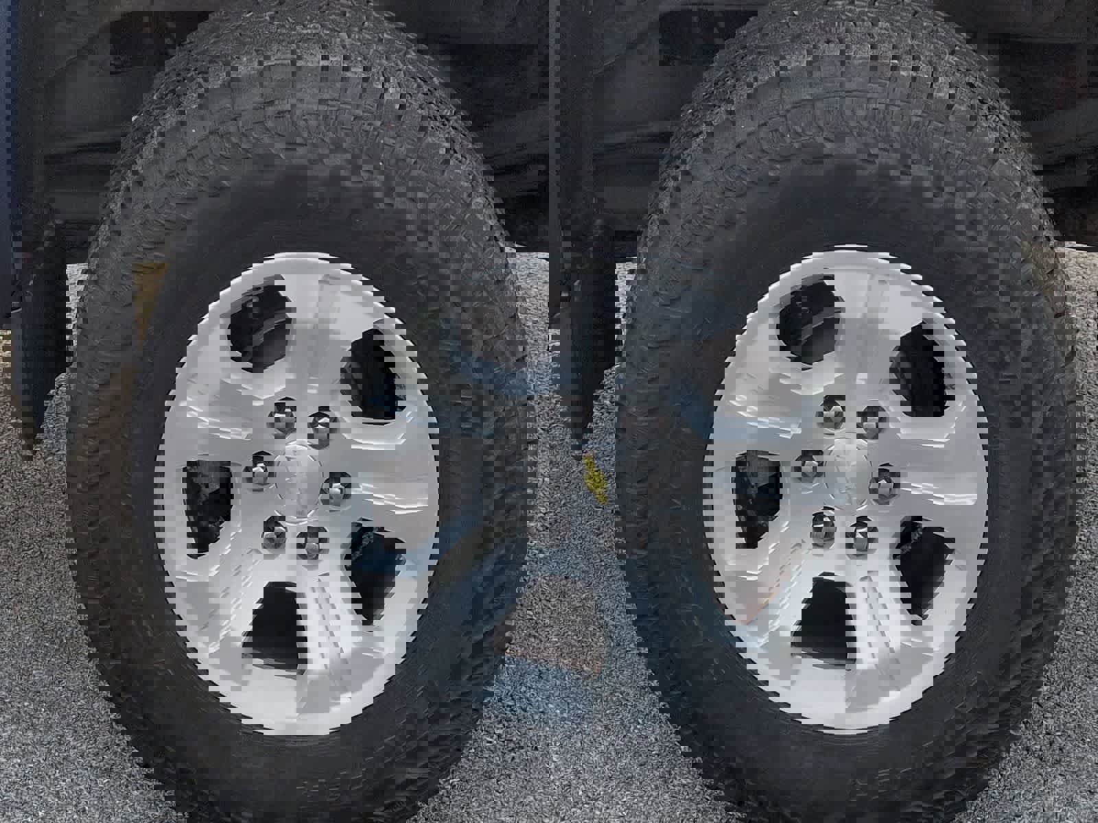 Used 2016 Chevrolet Silverado 1500 LT w/ All Star Edition image 14