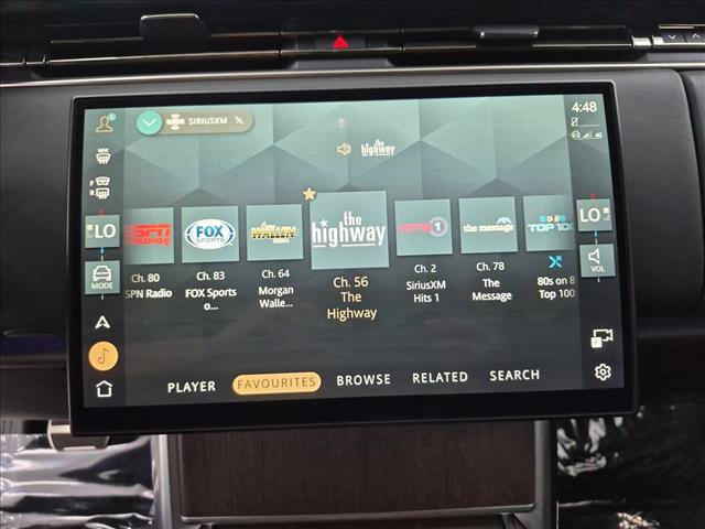 Certified 2025 Land Rover Range Rover SE AWD/4WD image 18