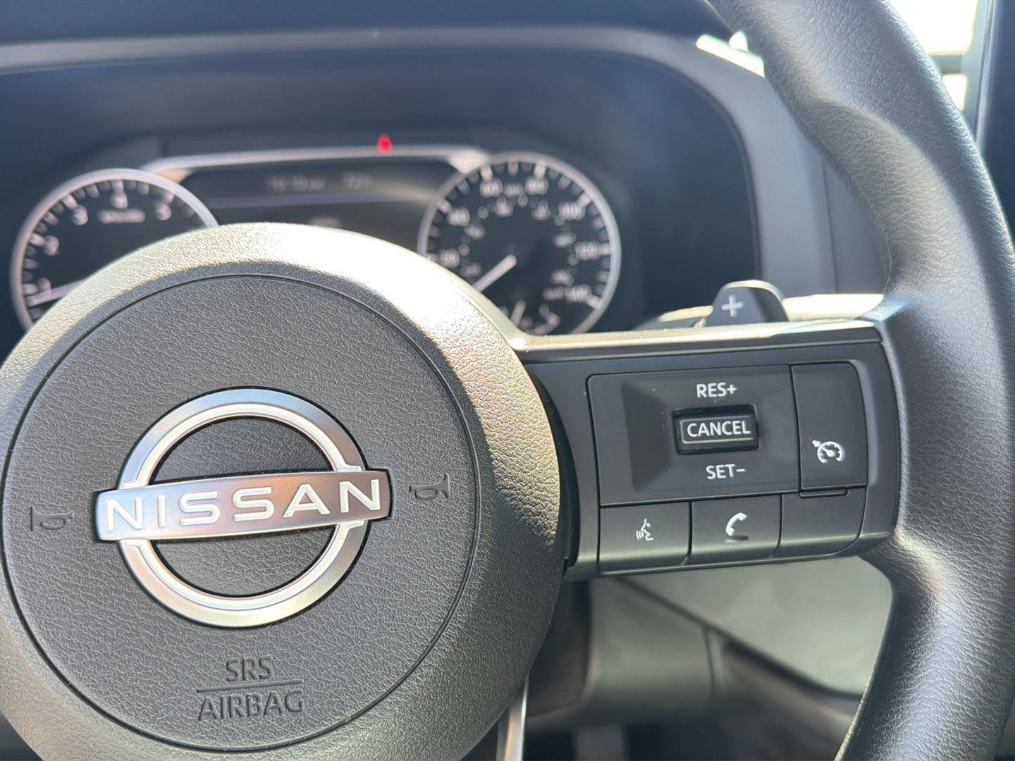 Used 2024 Nissan Pathfinder S FWD image 22