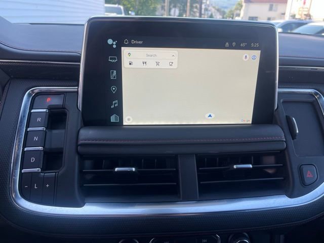 Used 2022 Chevrolet Suburban RST w/ Luxury Package image 16