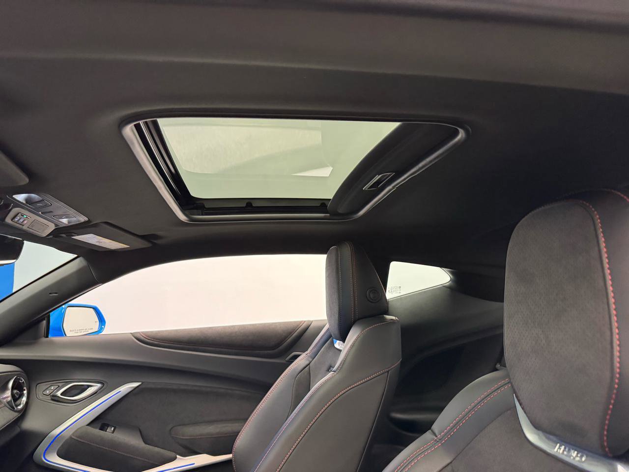 Used 2023 Chevrolet Camaro ZL1 RWD image 9