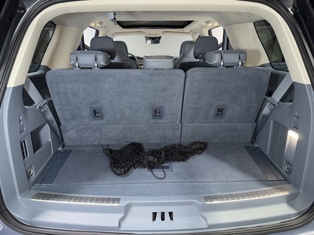Used 2019 Lincoln Navigator Black Label w/ Cargo Package AWD/4WD image 30