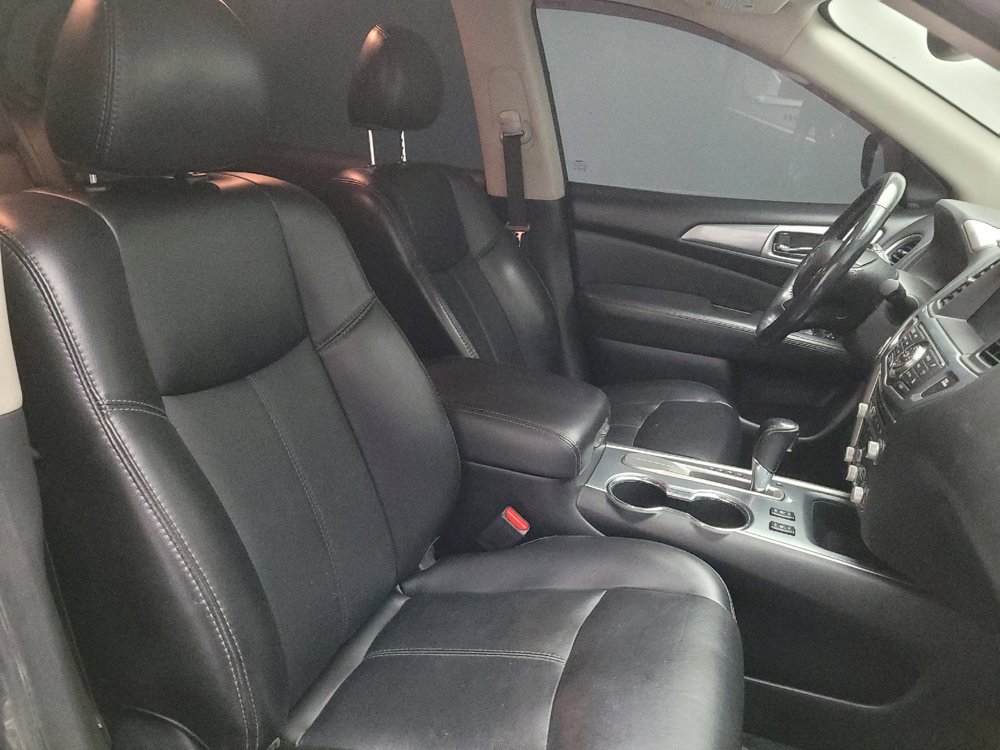 Used 2019 Nissan Pathfinder SL w/ Cargo Package FWD image 21