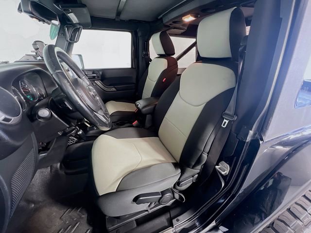 Used 2016 Jeep Wrangler Sport image 9