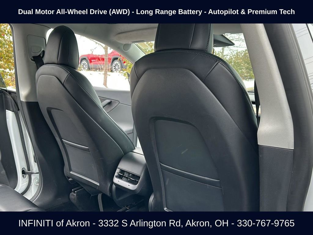 Used 2022 Tesla Model Y Long Range image 27