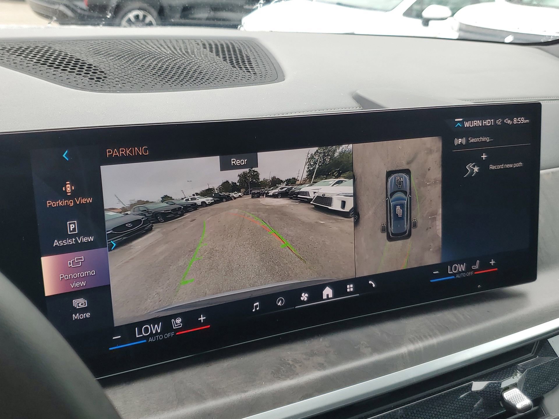 Used 2024 BMW X5 sDrive40i w/ Premium Package image 28