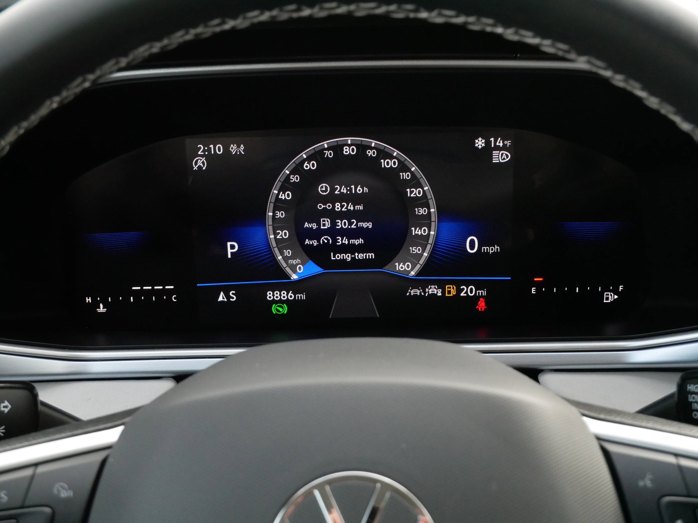 Certified 2025 Volkswagen Taos SE image 21