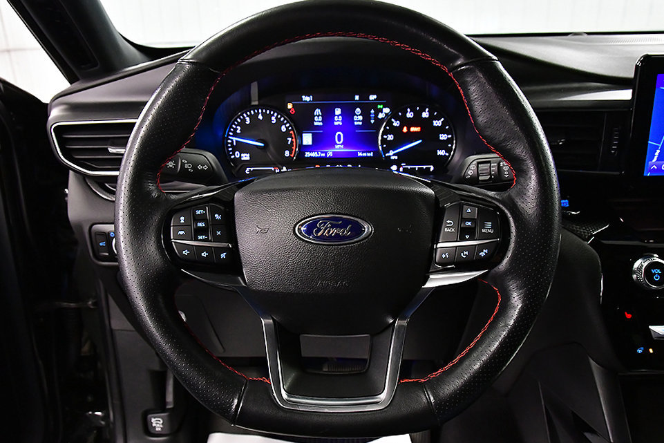 Used 2023 Ford Explorer ST-Line w/ Class IV Trailer Tow Package AWD/4WD image 21