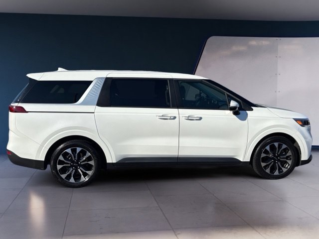 Certified 2024 Kia Carnival EX FWD image 6