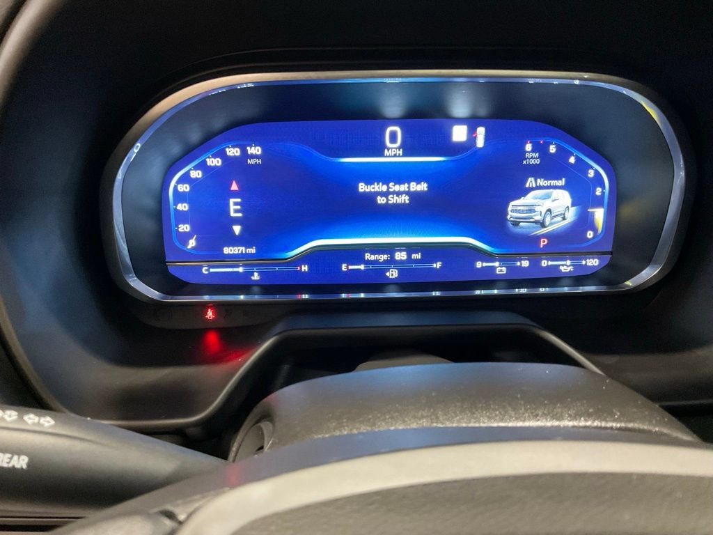 Used 2022 Chevrolet Suburban Premier RWD image 18
