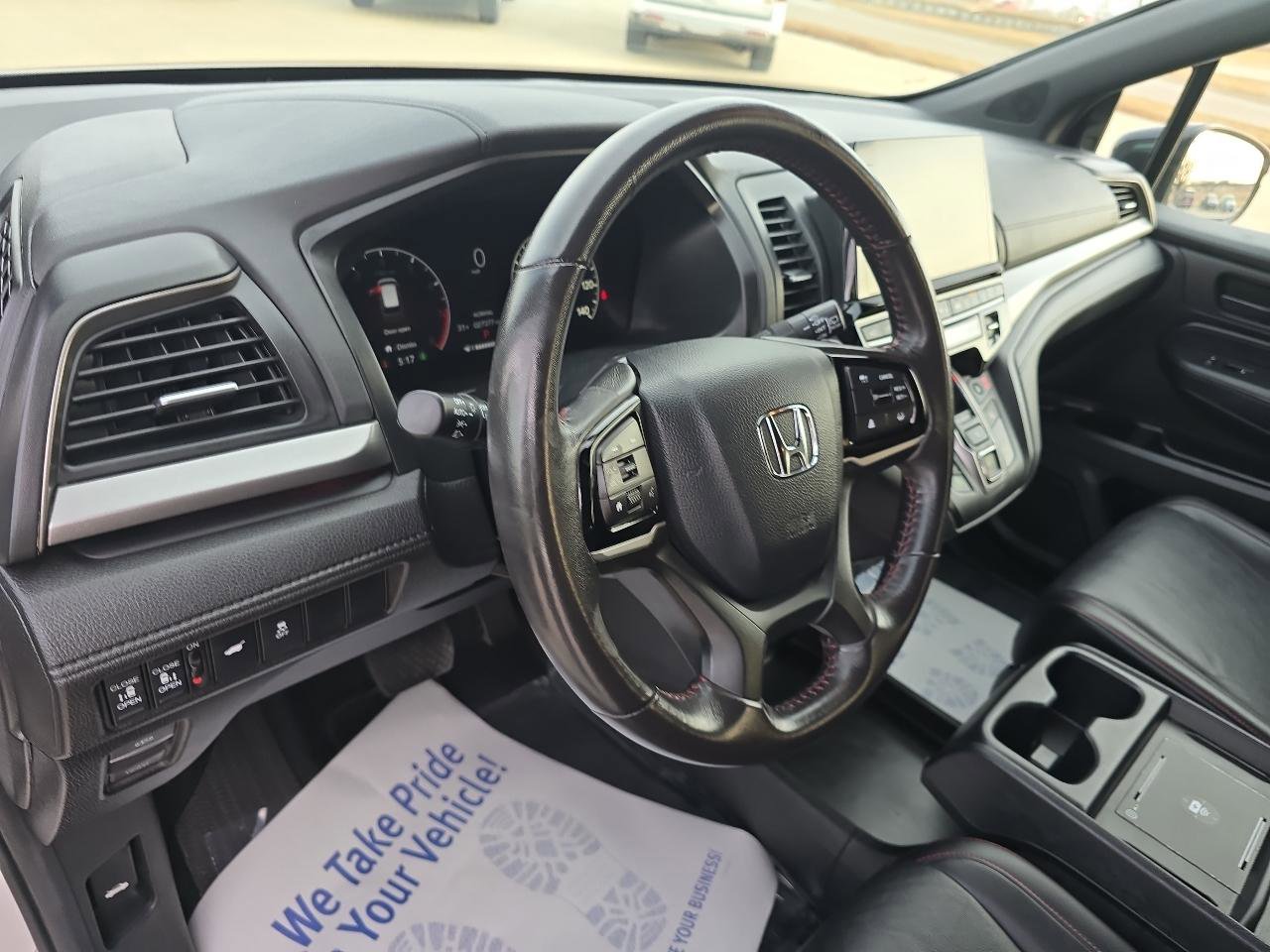 Used 2025 Honda Odyssey Sport-L image 29
