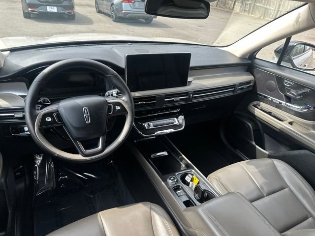 Used 2024 Lincoln Corsair AWD image 27