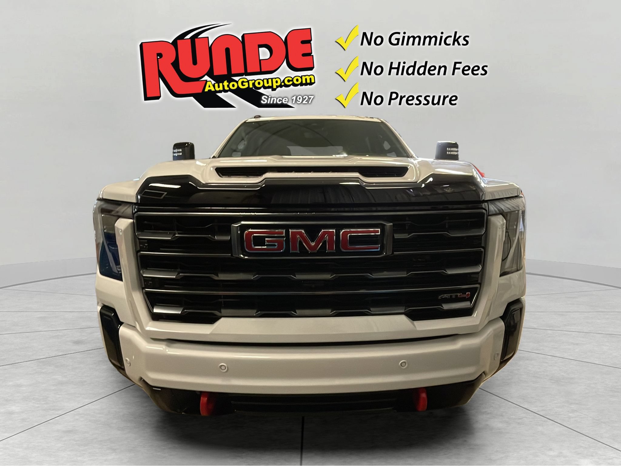 New 2026 GMC Sierra 2500 AT4 w/ Technology Package AWD/4WD image 9