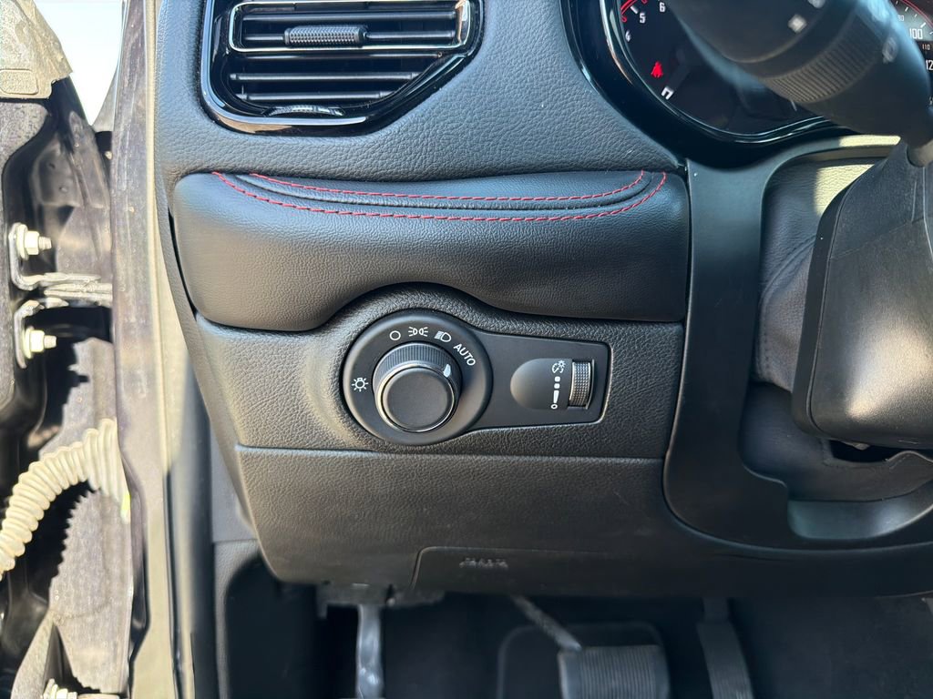 Used 2024 Dodge Durango GT RWD image 34