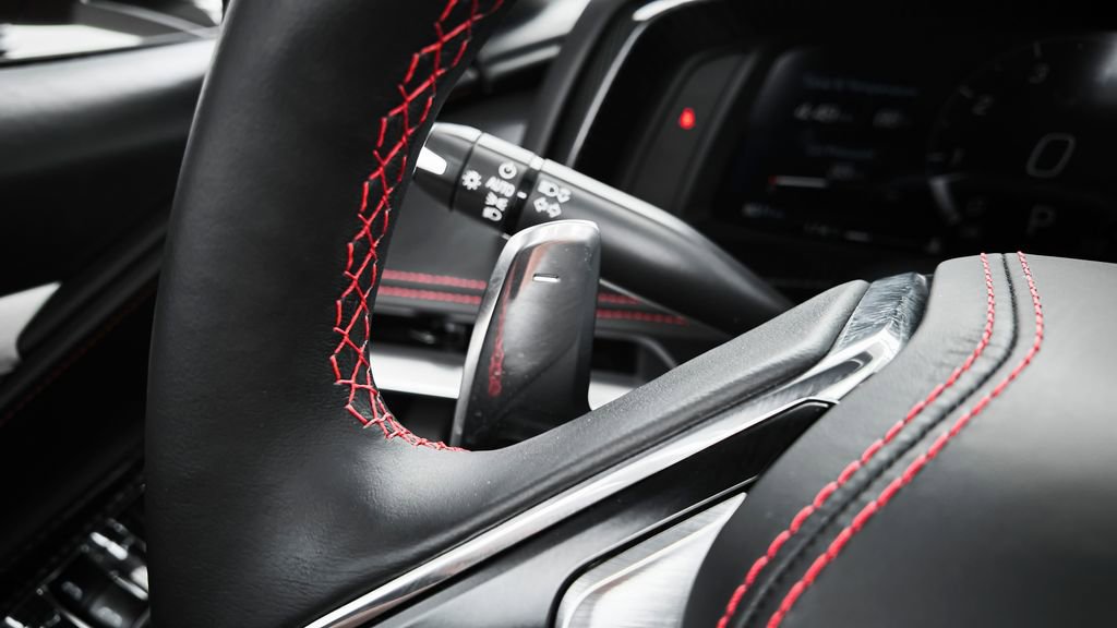 Used 2023 Chevrolet Corvette Stingray Premium Conv w/ Z51 Performance Package image 25