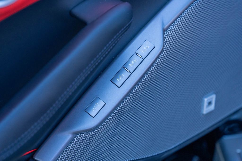 Certified 2022 Ferrari Portofino M image 28