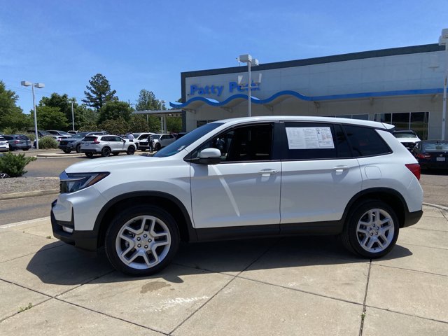 Used 2025 Honda Passport EX-L image 8