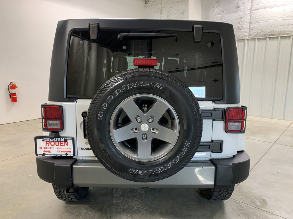 Used 2013 Jeep Wrangler Unlimited Sport image 6