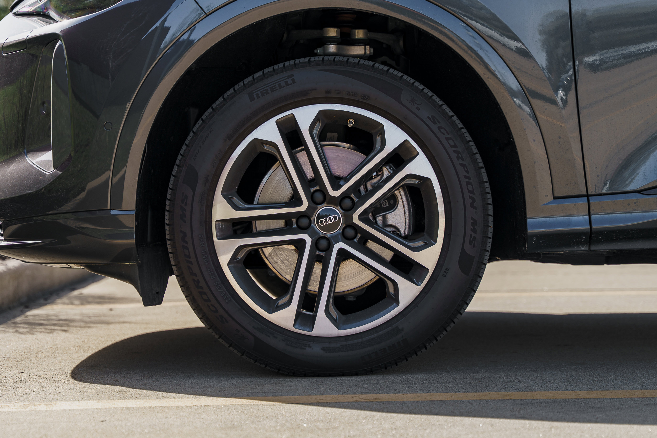 Certified 2025 Audi Q5 Premium w/ Convenience Package image 30