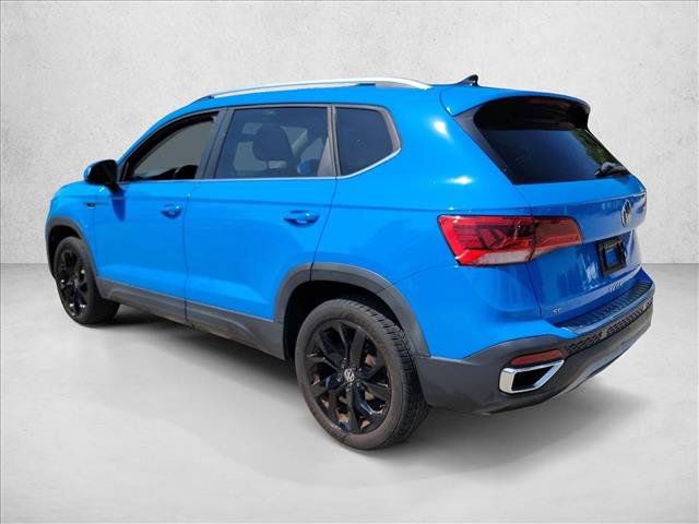 Used 2023 Volkswagen Taos SE w/ Black Wheel Package FWD image 7