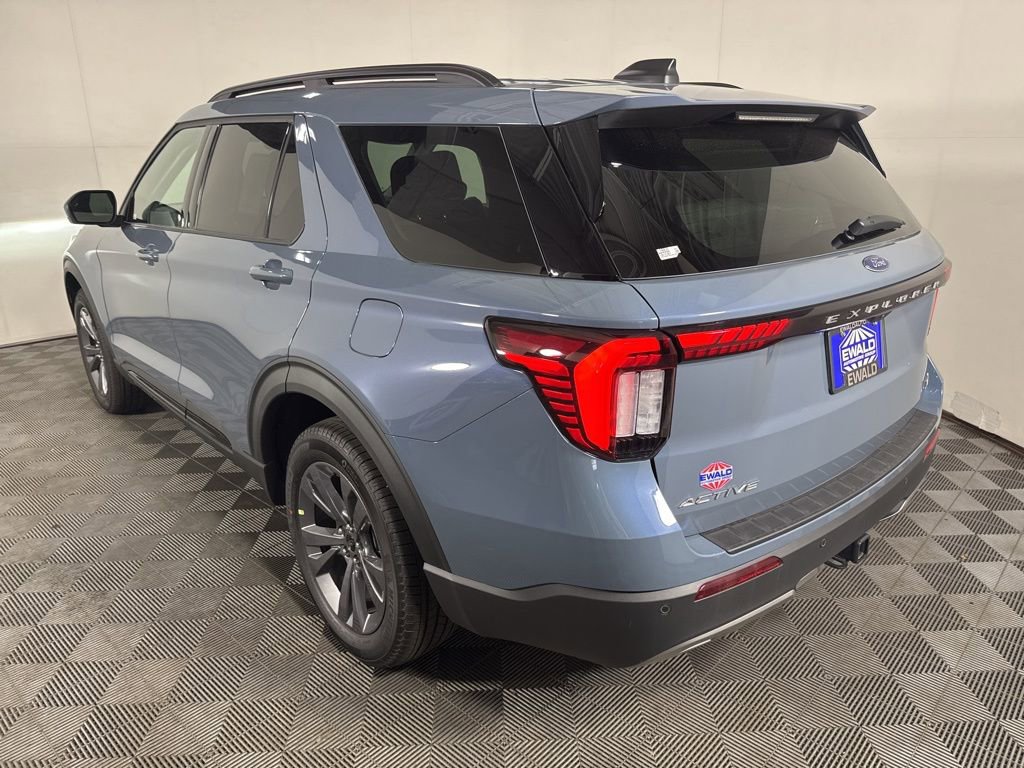 New 2026 Ford Explorer Active w/ Active Comfort Package image 7