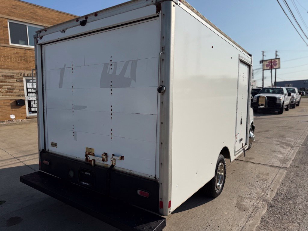 Used 2020 Chevrolet Express 3500 w/ Power Convenience Package RWD image 5